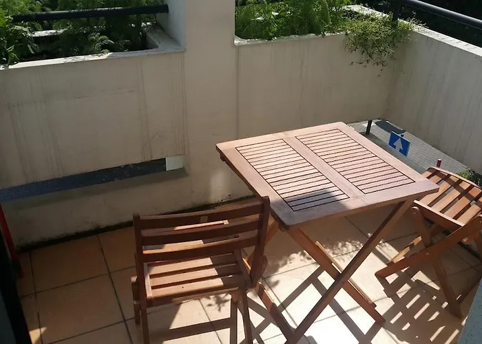 Apartament Przy Metrze Sluzew